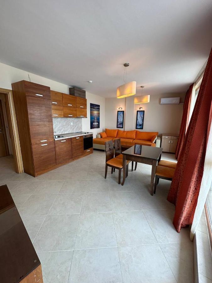 Briz - Section B 3* Σάνι Μπιτς