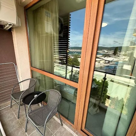 Briz Beach Apartments - Section B Slantschew brjag Exterior foto