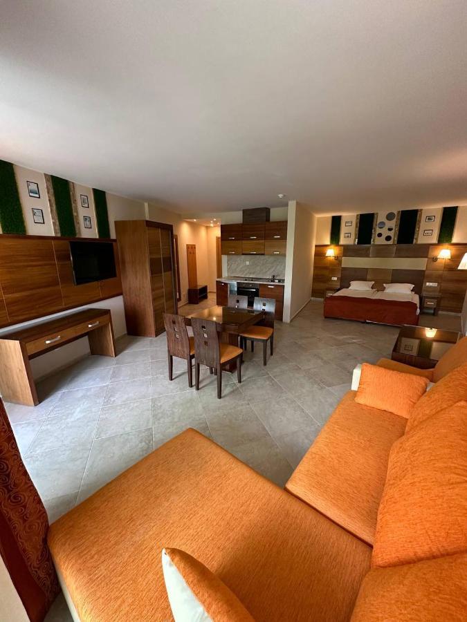 Hotel Briz - Section B 3*