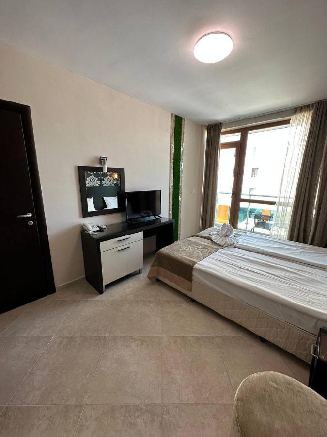 Hotel Briz - Section B