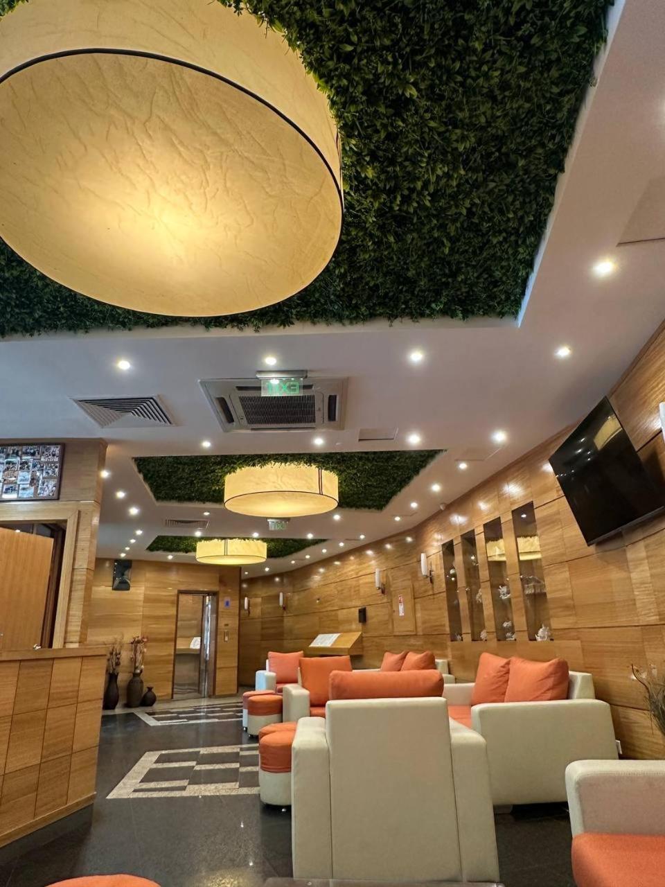 Briz - Section B Hotel